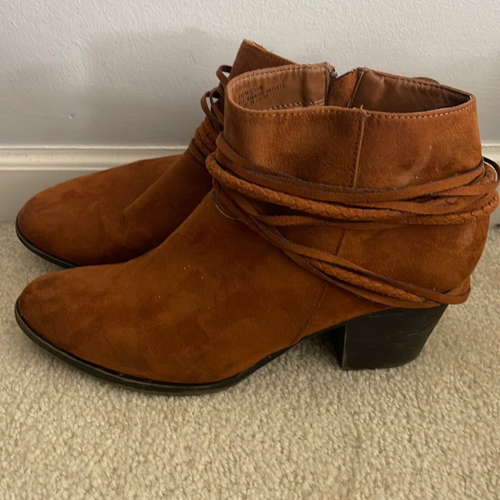 ROUGE TAN FAUX SUEDE ANKLE BOOT SIZE 12